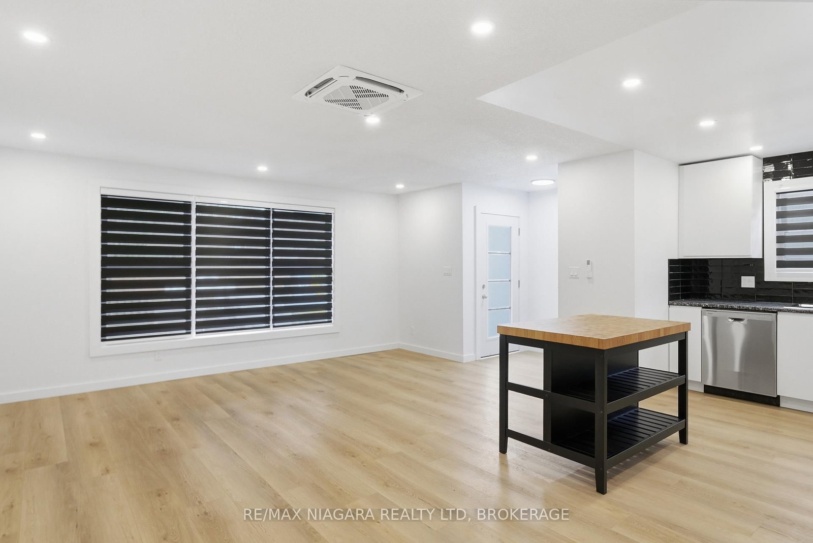 1361 STATION Street, Unit MAIN UNIT 1 - Photo 6