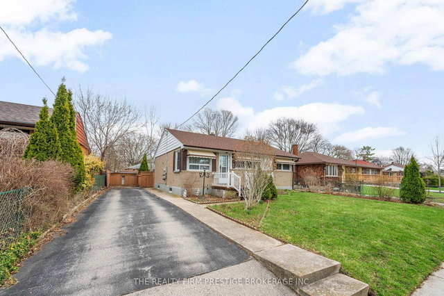 234 Goddard Boulevard