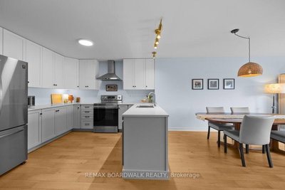 823 REAUME Street — photo 5