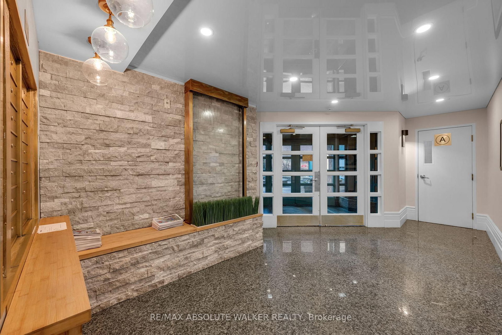 540 Cambridge Street S, Unit 113 - Photo 24