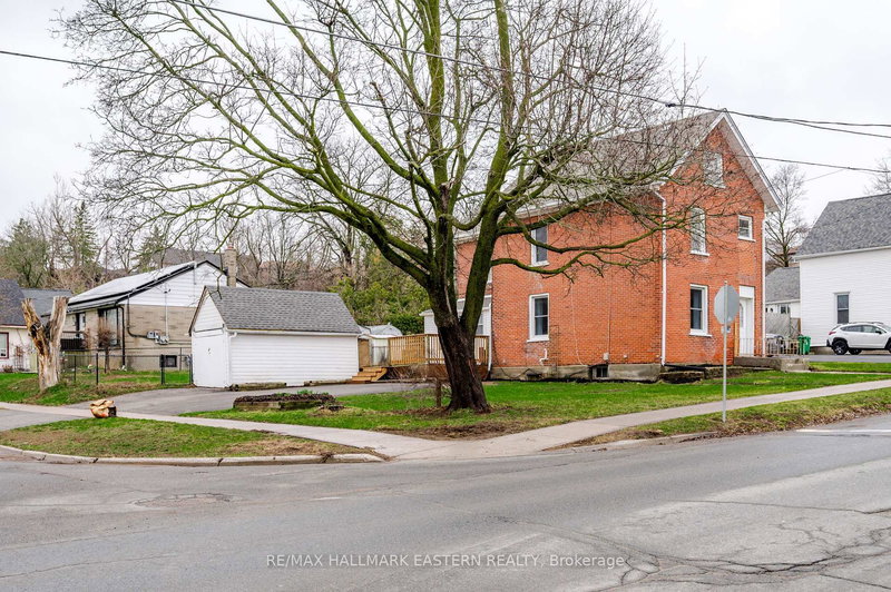 home for sale on 1065 High Street