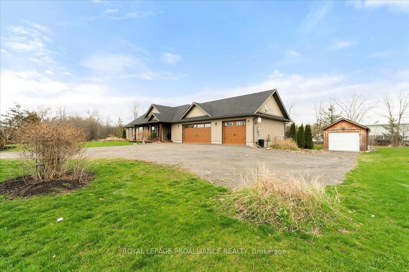 264 Glen Miller Rd, Trenton, K8V 5P8 | Image 2