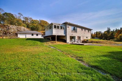 410 Etwell Road — more photos