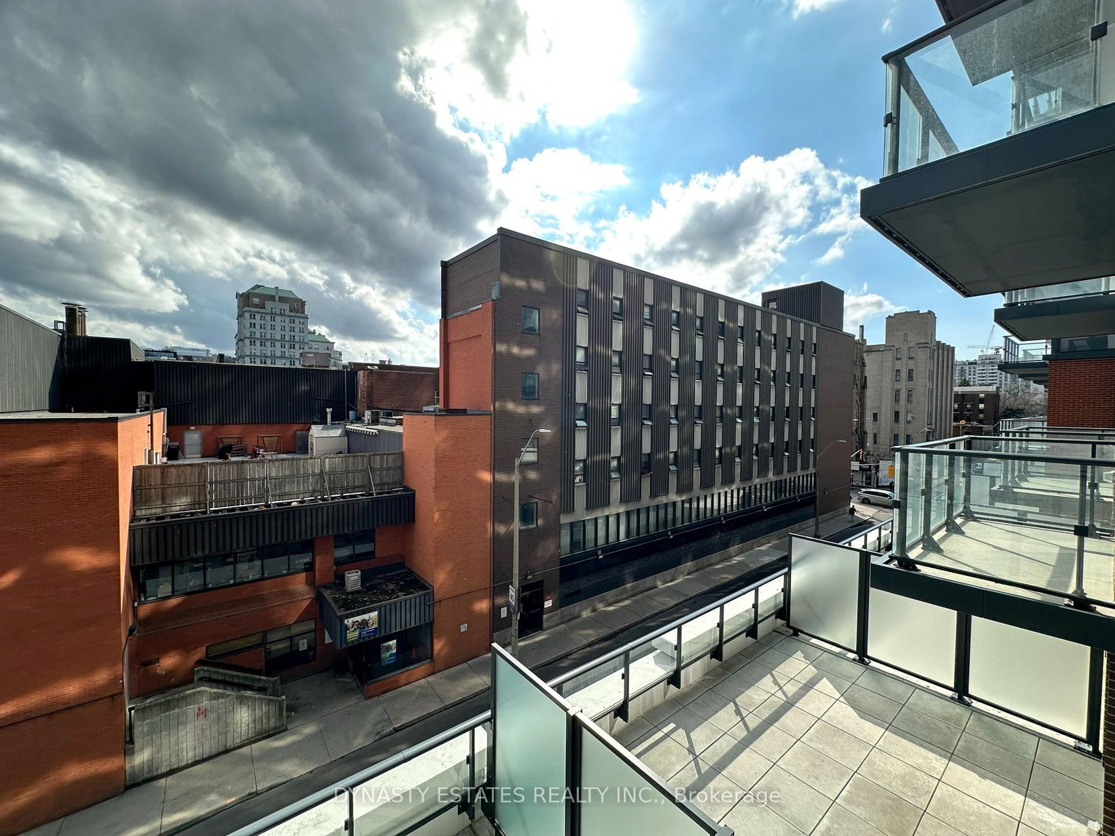 75 James Street S, Unit 411 - Photo 17