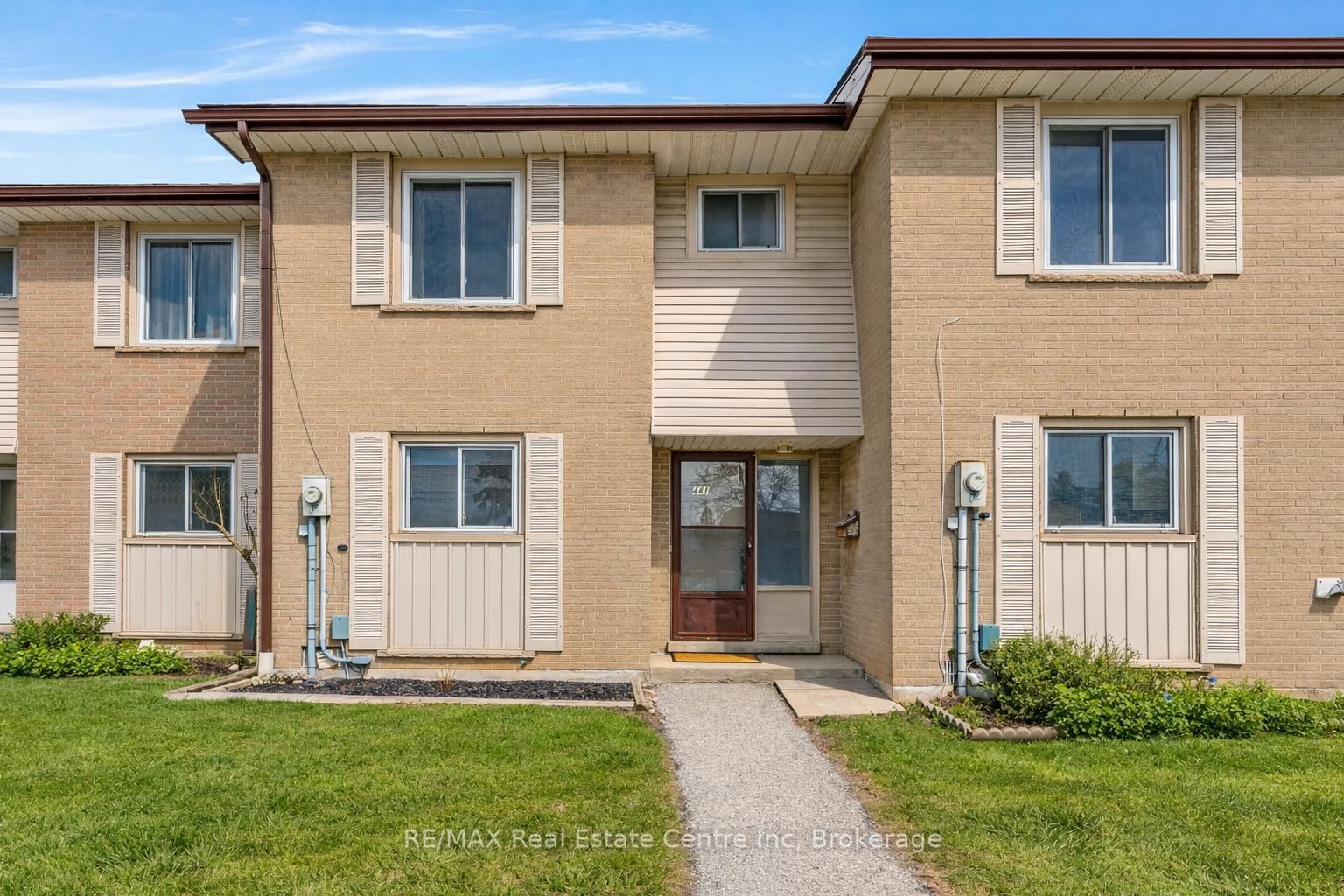 441 Victoria Road N - Photo 2