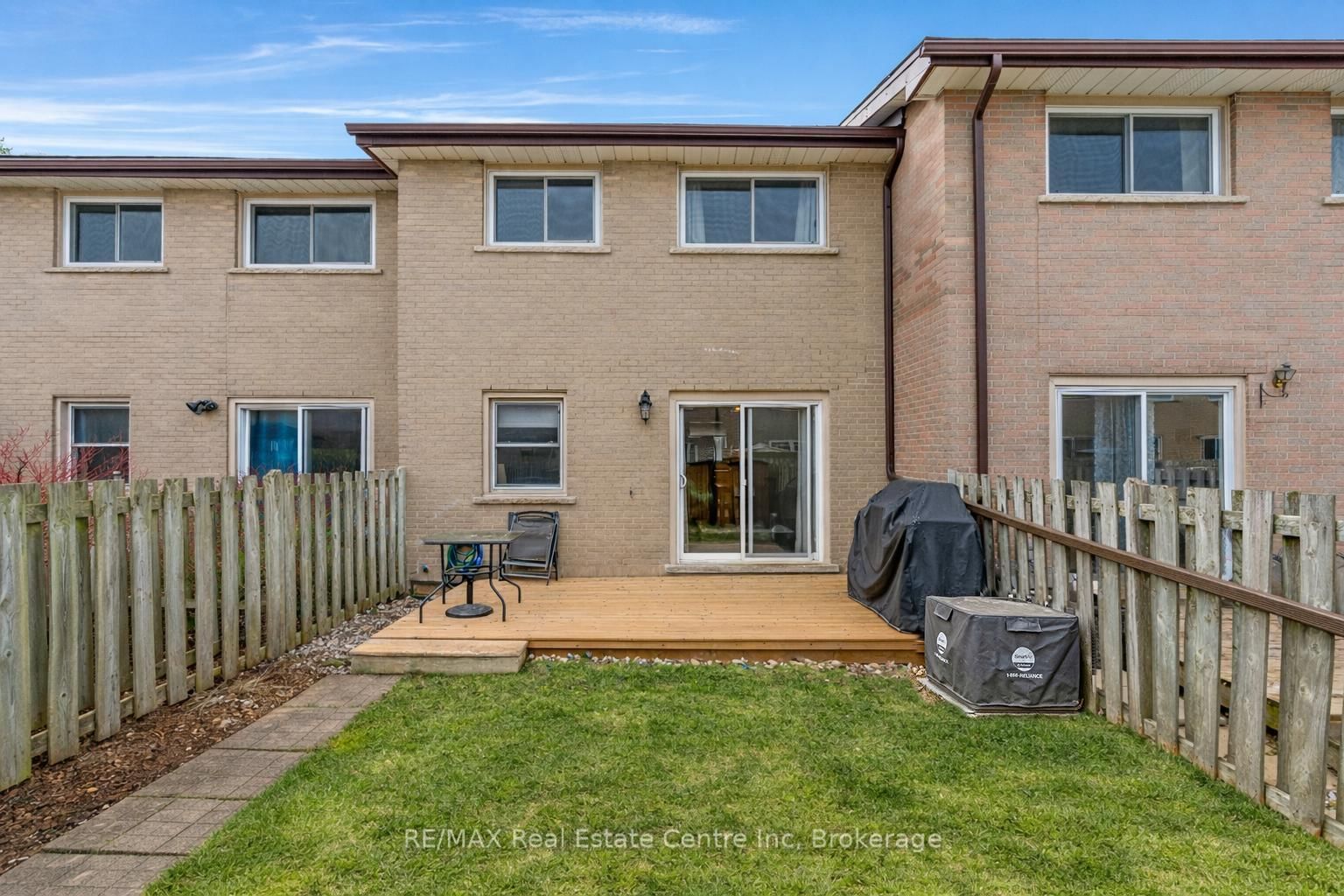 441 Victoria Road N - Photo 22