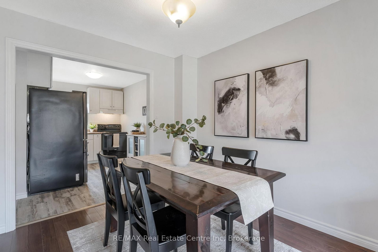 441 Victoria Road N - Photo 6