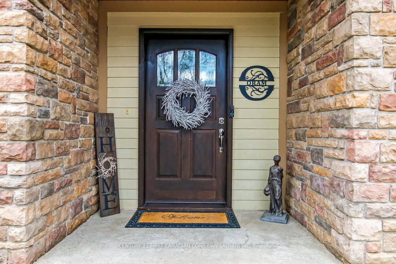 627 George St, Central Elgin, N5L 1H4 | Image 3