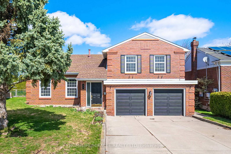 38 Leclaire St, Hamilton, Ontario