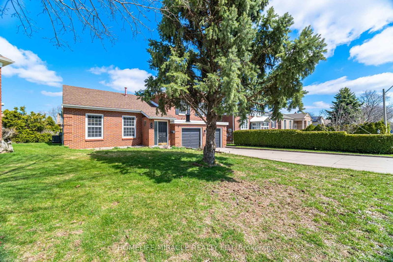 38 Leclaire St, Hamilton, L9C 5X3 | Image 3