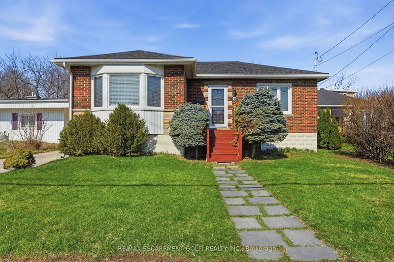 848 Upper Wellington St, Hamilton, Ontario