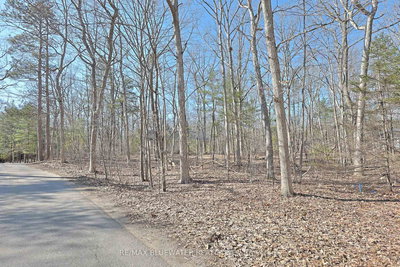 10296 Grand Oaks Dr | Lambton Shores | Image