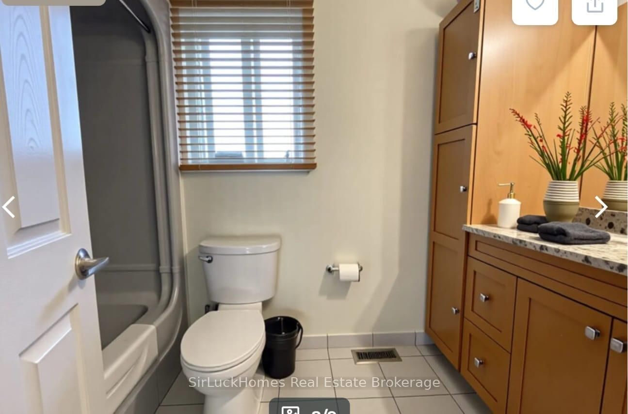 1974 Portage Road E, Unit Upper - Photo 7