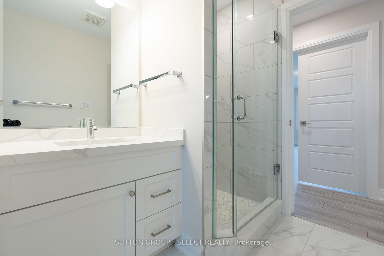 241 LEITCH Street • Dutton/Dunwich, ON photo 25