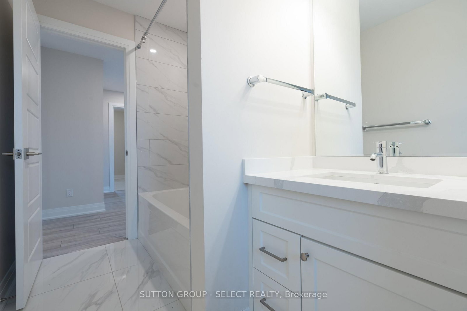241 LEITCH Street • Dutton/Dunwich, ON photo 31