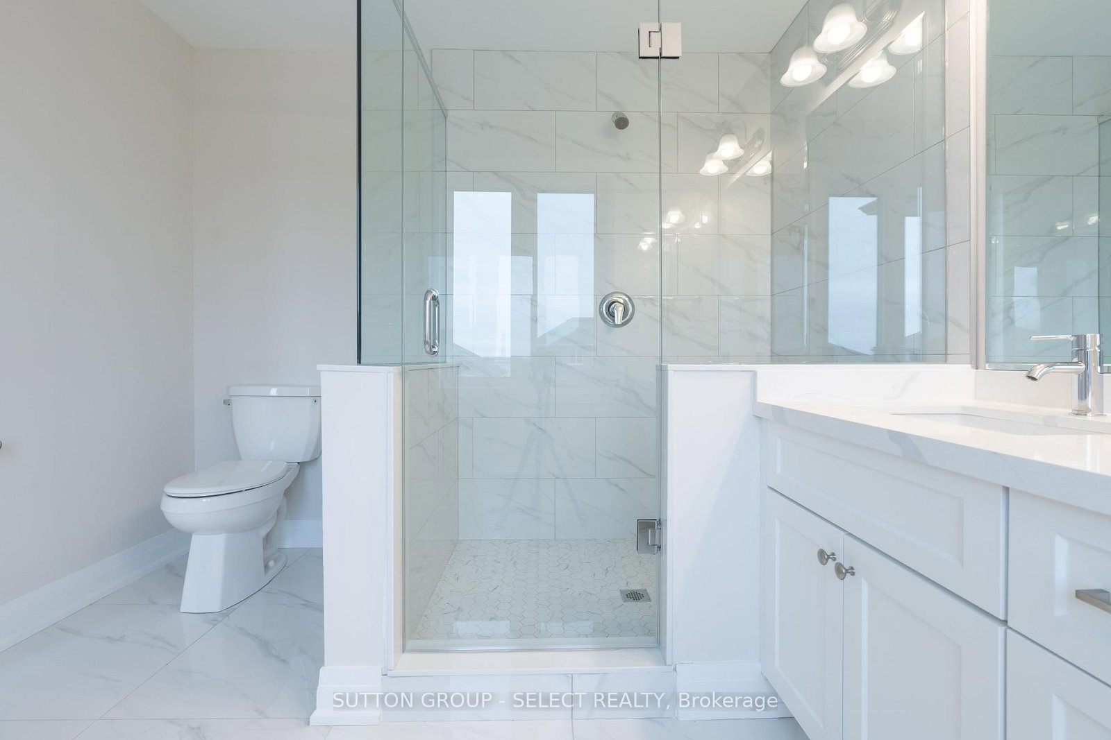 241 LEITCH Street • Dutton/Dunwich, ON photo 42