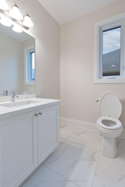 241 LEITCH Street • Dutton/Dunwich, ON photo 5