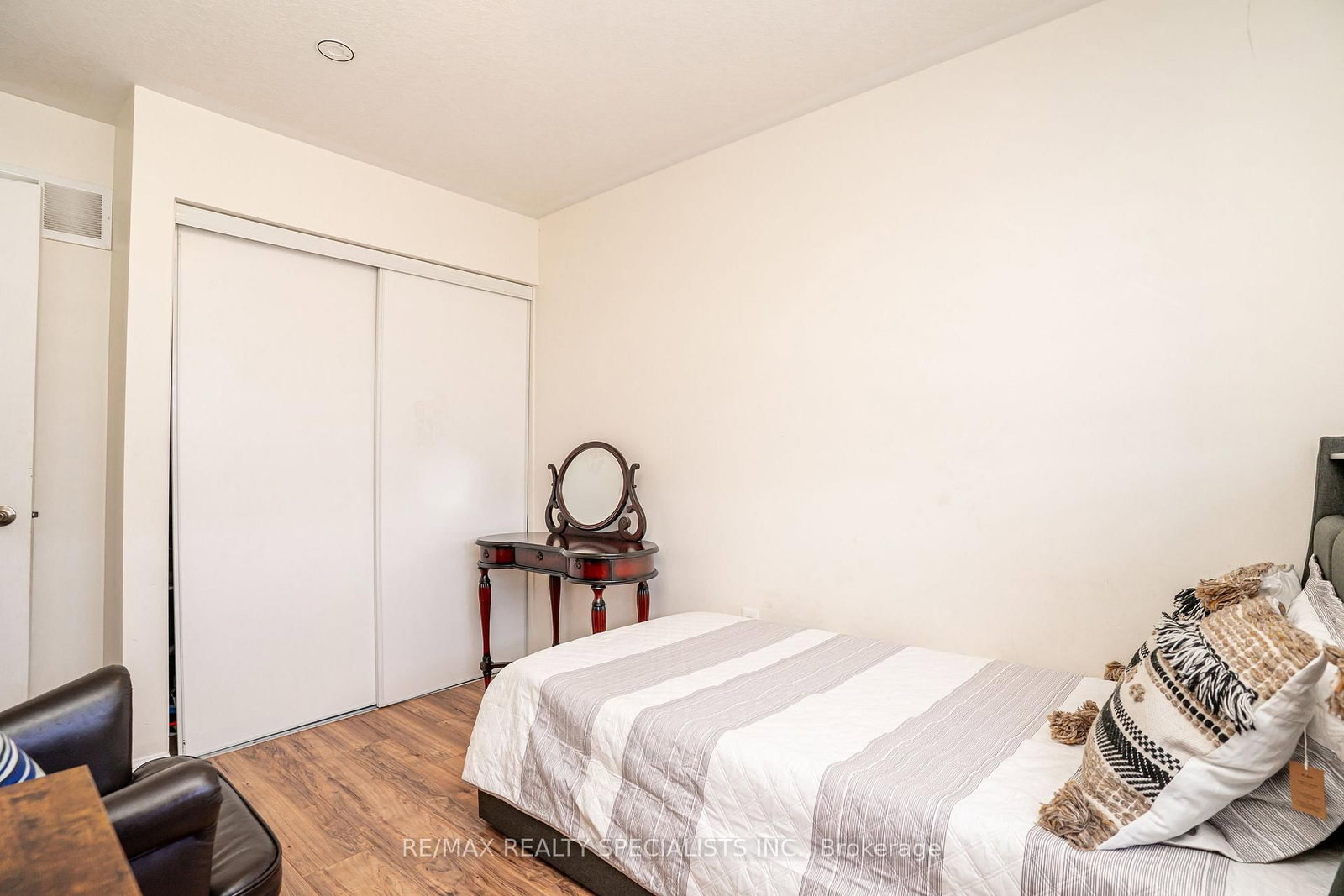 63 MICHIGAN Avenue - Photo 23