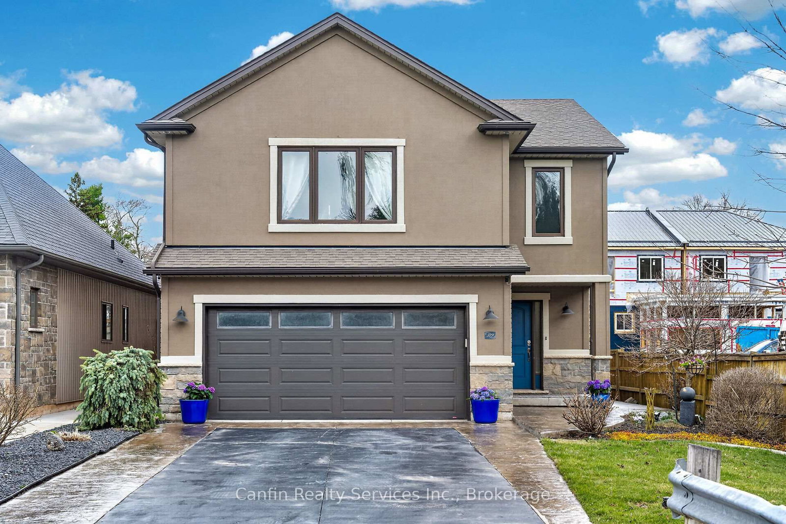 379 Michael Drive - Photo 2