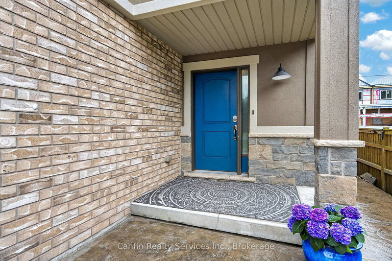 379 Michael Dr, Welland, L3C 0A5 | Image 3