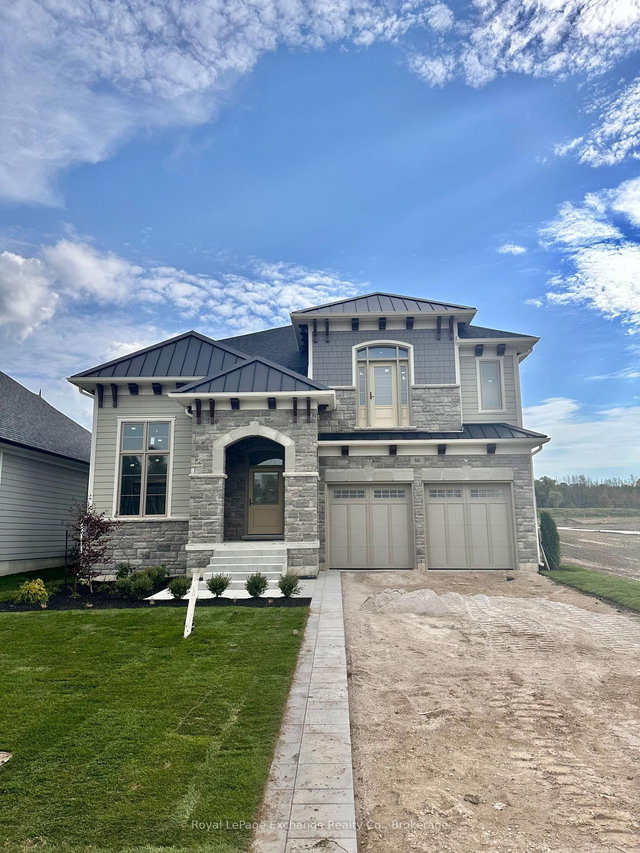 86 Inverness Street N