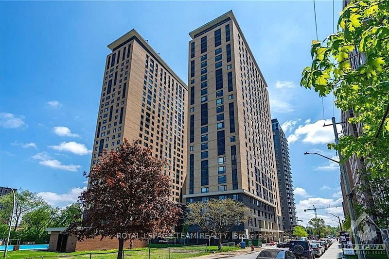 home for lease on 703-105 CHAMPAGNE Street S