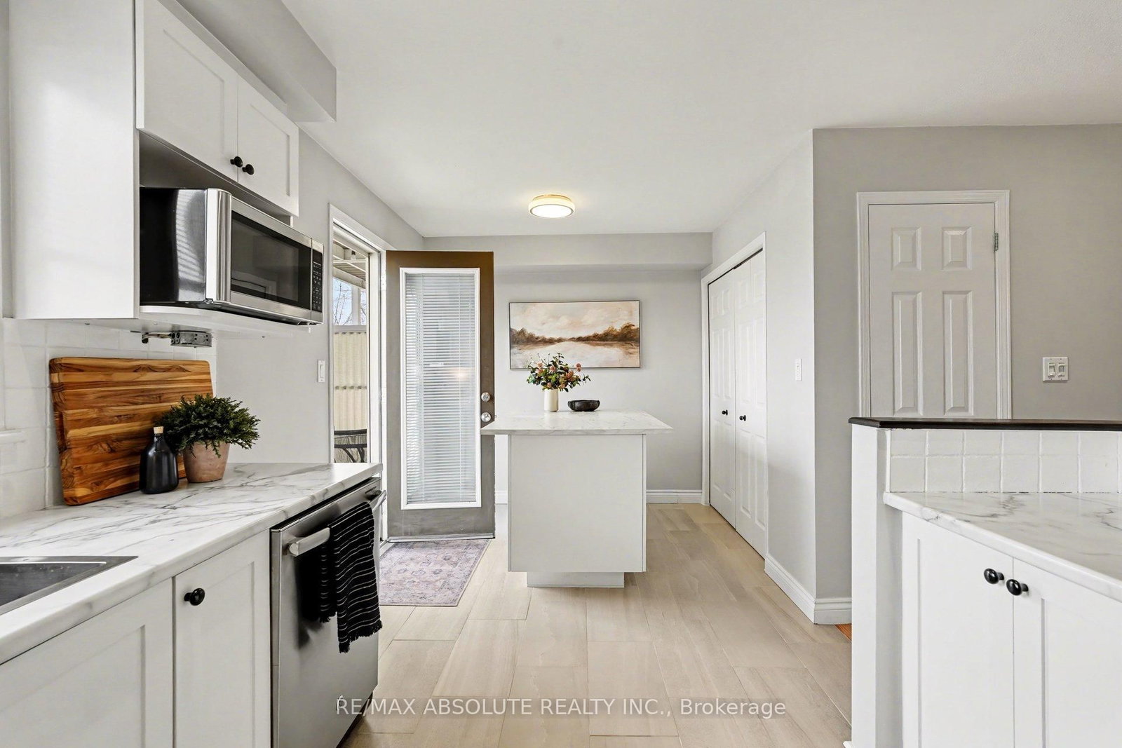 1512 Walkley Road, Unit 108 - Photo 15