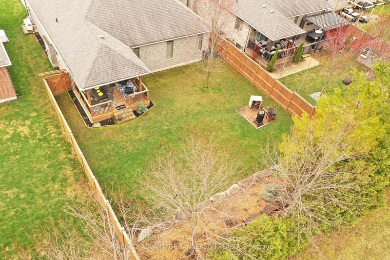 23 Mayapple Cres, Middlesex Centre, N0M 2A0 | Image 3