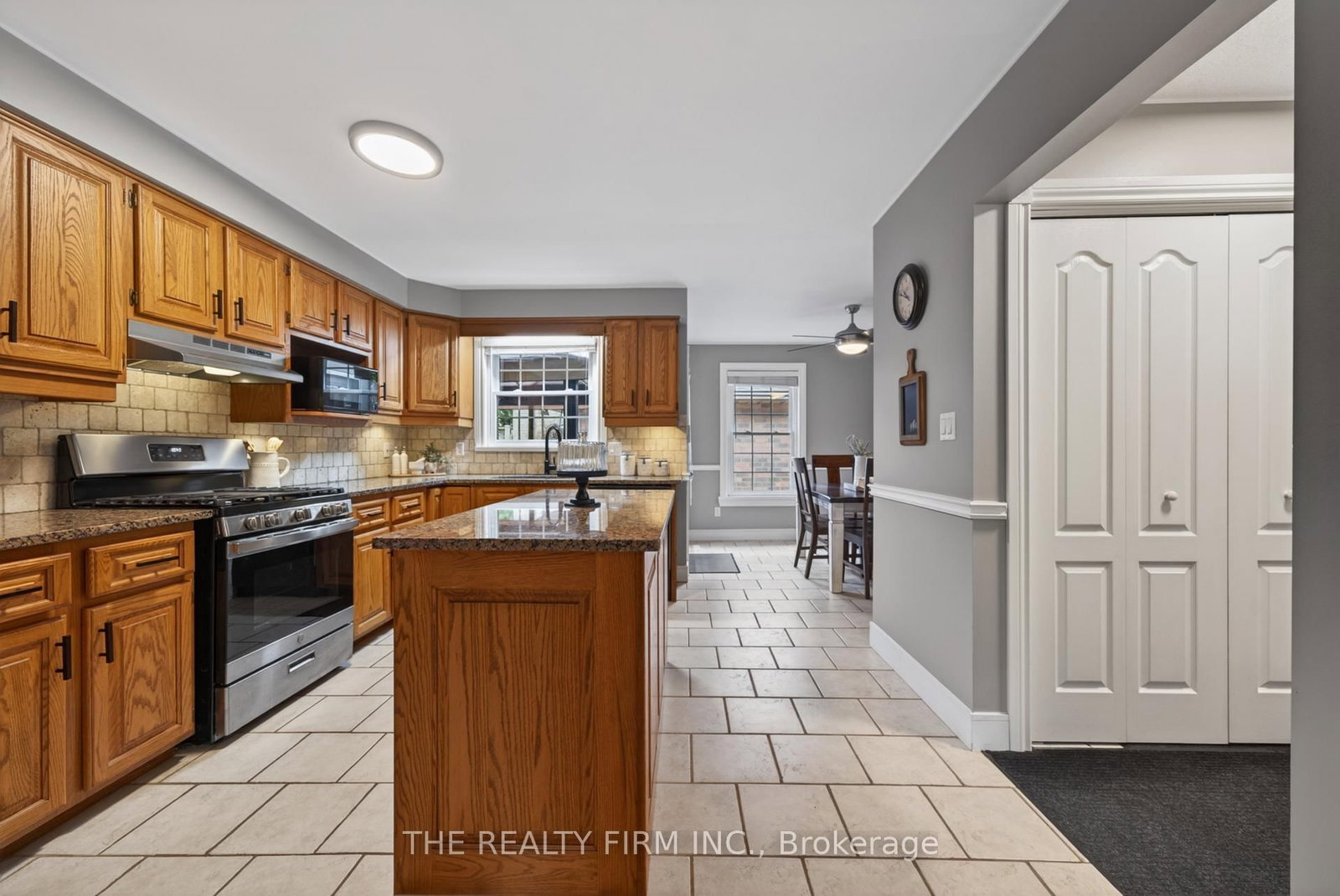 Detached House for sale at 25 La Mantia Avenue, Strathroy-Caradoc, Ontario, N7G 3Z5 - SW - MLS: X12997326