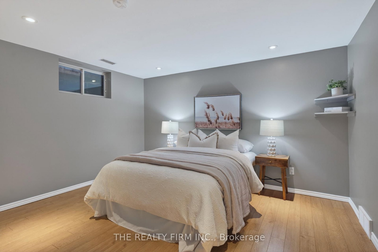 Detached House for sale at 25 La Mantia Avenue, Strathroy-Caradoc, Ontario, N7G 3Z5 - SW - MLS: X12997326