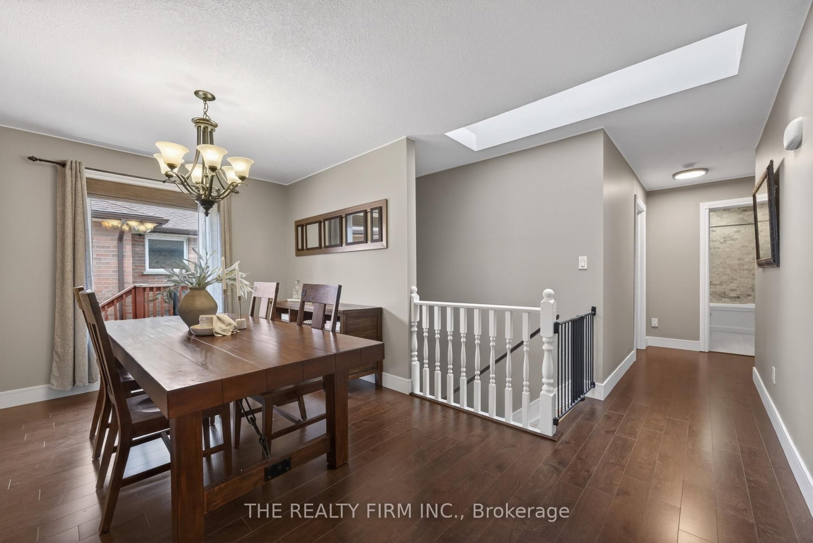 Detached House for sale at 25 La Mantia Avenue, Strathroy-Caradoc, Ontario, N7G 3Z5 - SW - MLS: X12997326