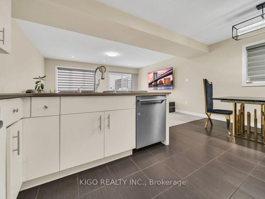 193 Mccann Street - Photo 10