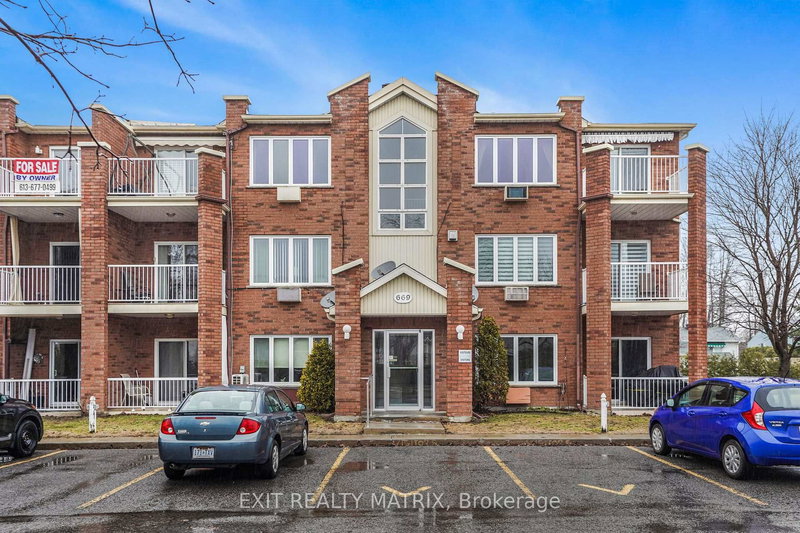 home for sale on 4-669 Spence Avenue