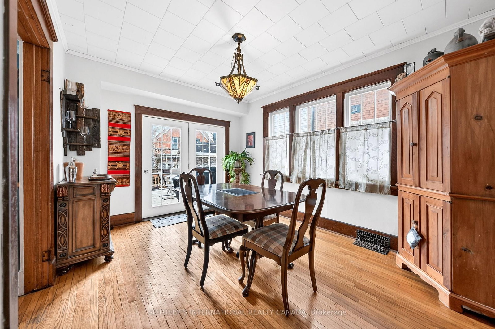 327 Park Street - Photo 12