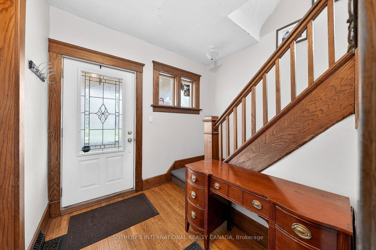 327 Park Street - Photo 6