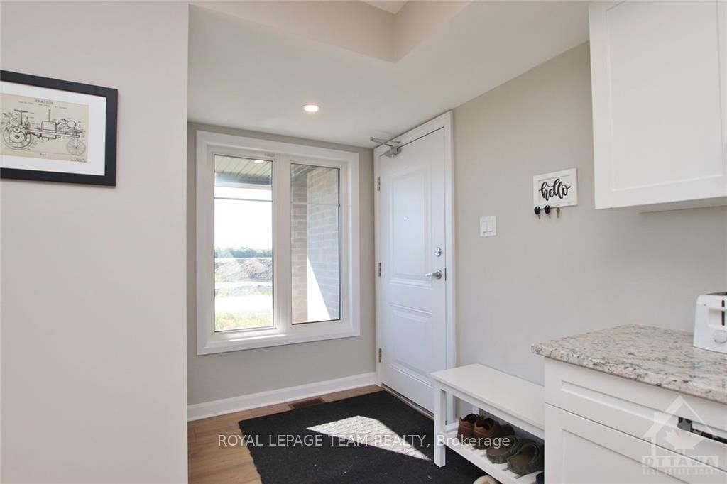 60 Affinity Private - Photo 3