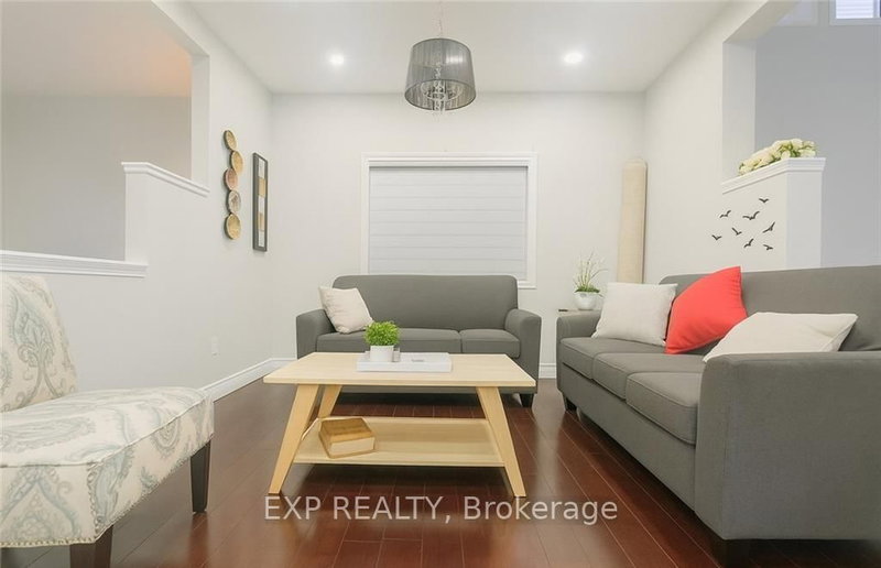 Upper - 235 PINELAND Crt, Waterloo, N2T 2S3 | Image 3