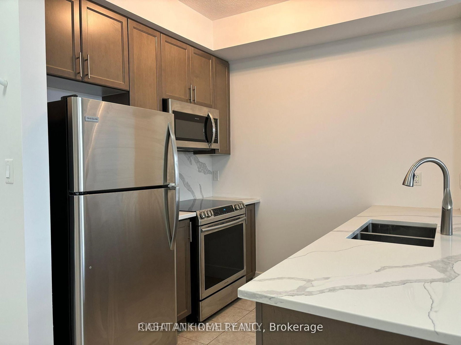 101 Shoreview Place, Unit 414 - Photo 8