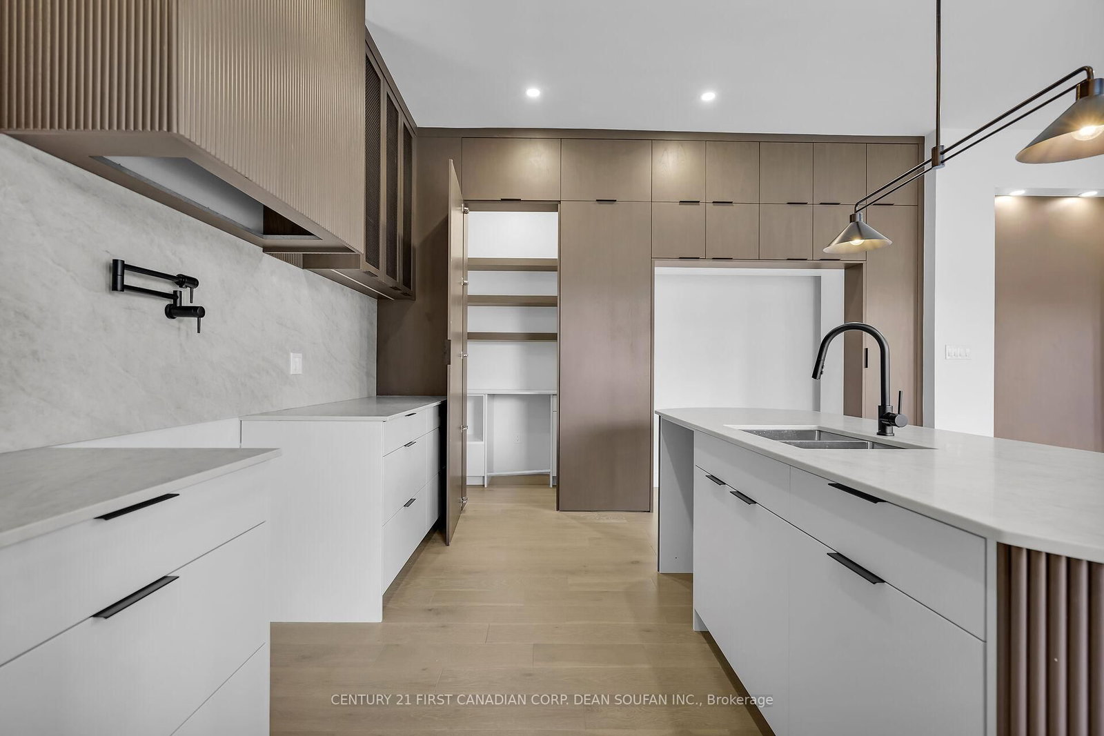 7132 SILVER CREEK Circle - Photo 16