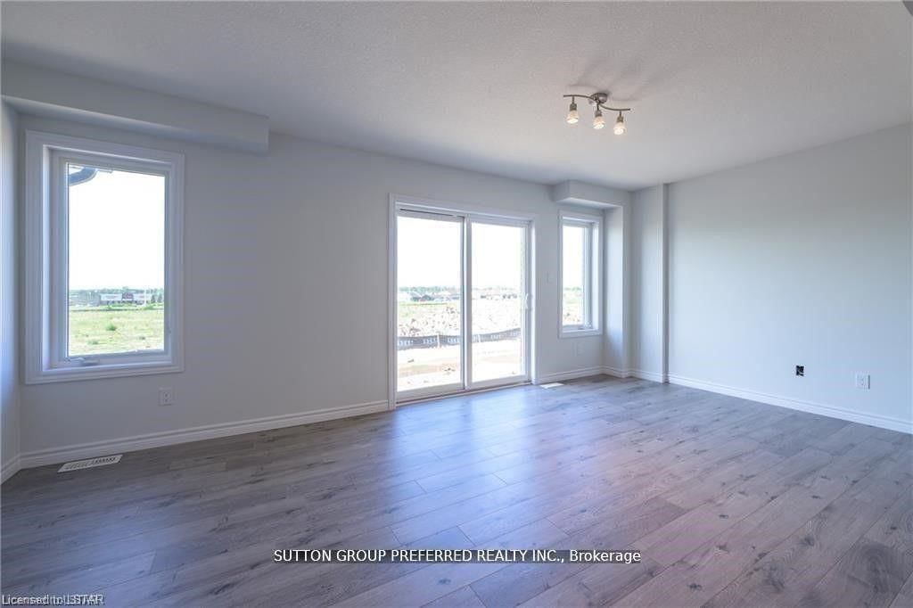 343 Kennington Way - Photo 10