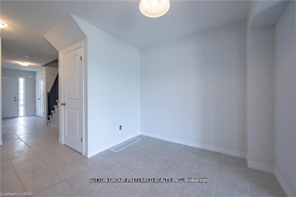 343 Kennington Way - Photo 6