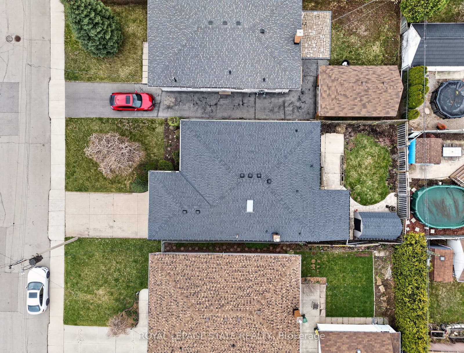 Detached House for sale at 188 Tuxedo Avenue, Hamilton, Ontario, L8K 2S4 - Delta - MLS: X12997900