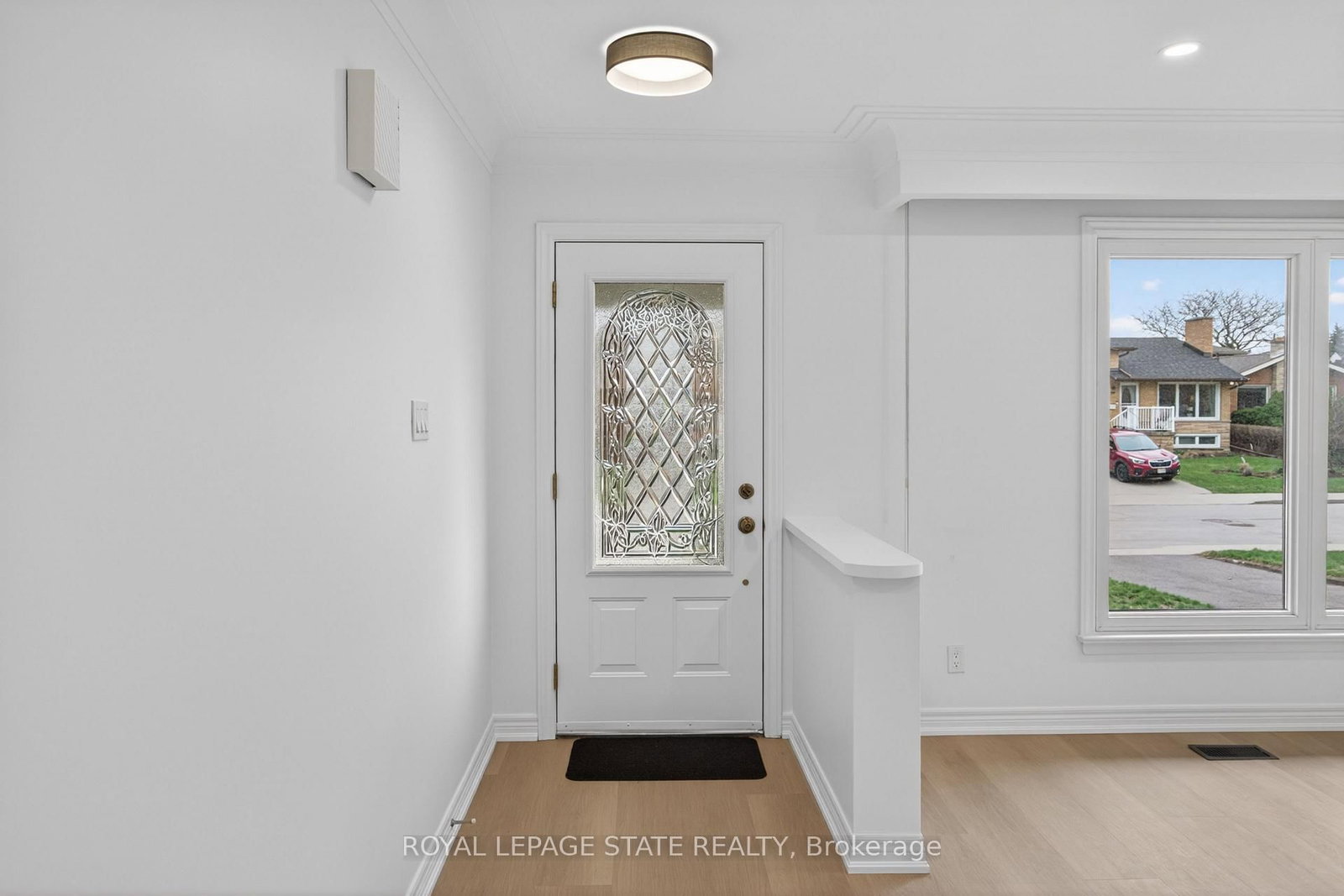 Detached House for sale at 188 Tuxedo Avenue, Hamilton, Ontario, L8K 2S4 - Delta - MLS: X12997900