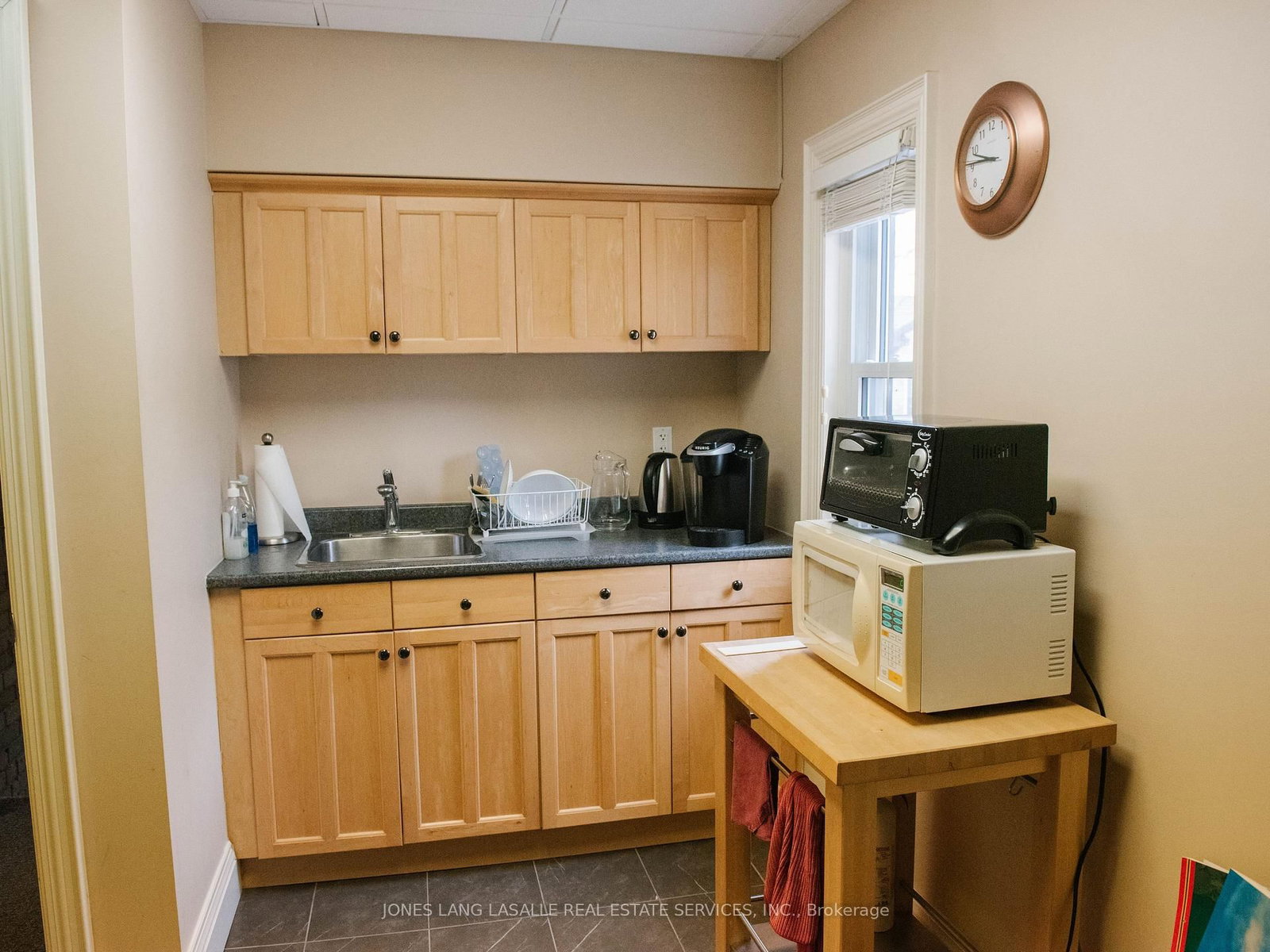 25 Irvin Street - Photo 4