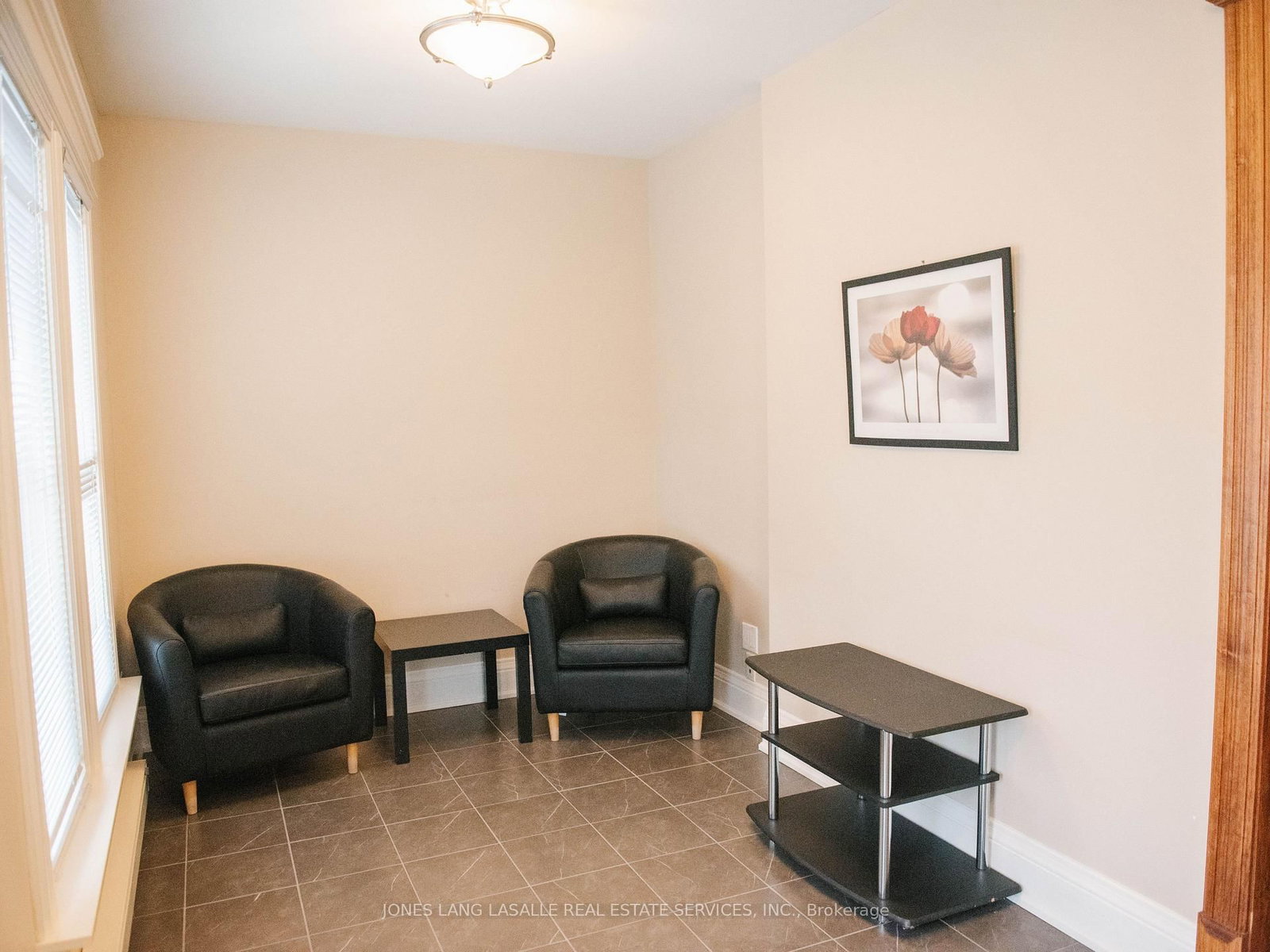 25 Irvin Street - Photo 6