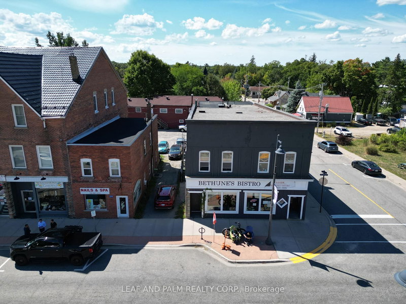 205 Muskoka Road South Rd, Gravenhurst, P1P 1H6 | Image 3