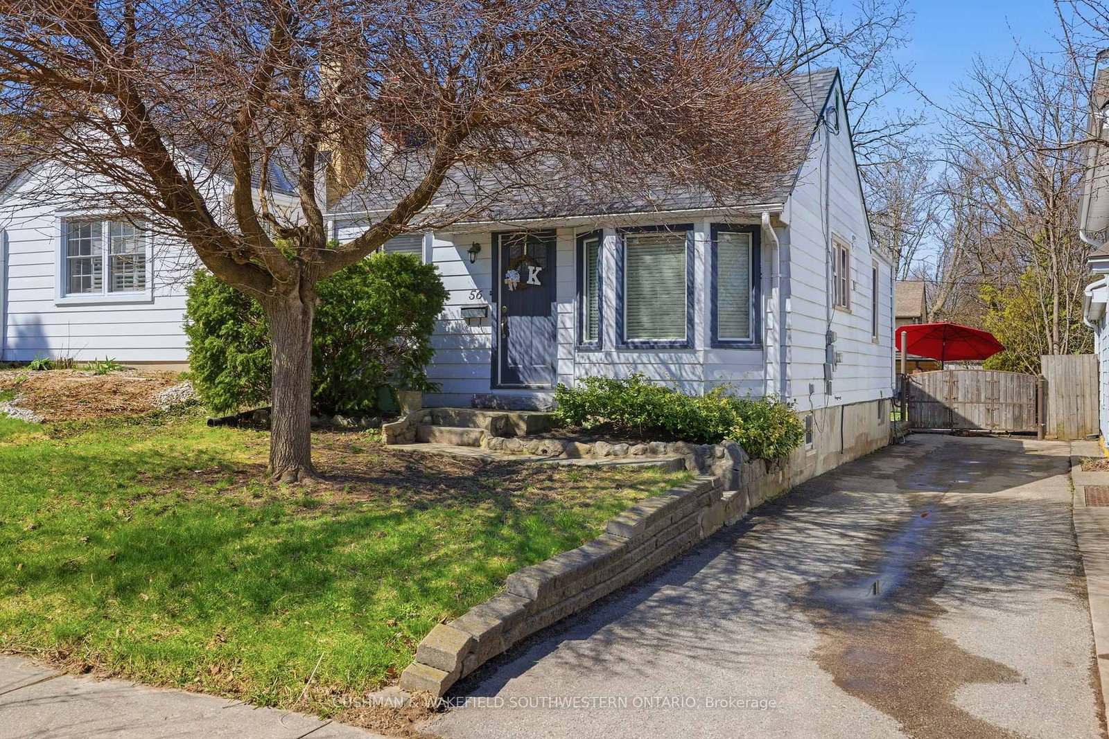 Detached House for sale at 56 Thomas Janes Drive, London South, Ontario, N6C 2G9 - South G - MLS: X12998066