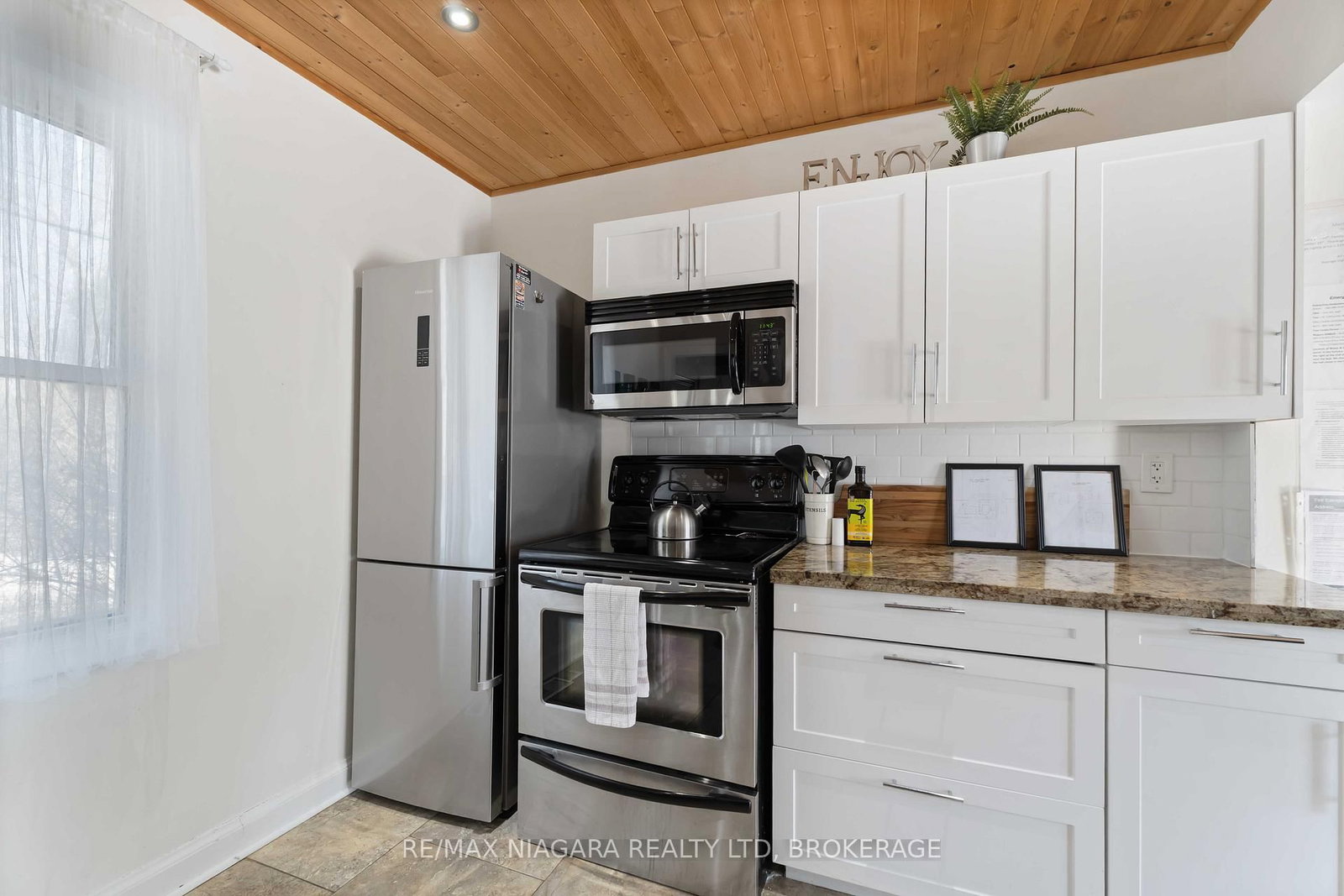 1459 Niagara Stone Road - Photo 10