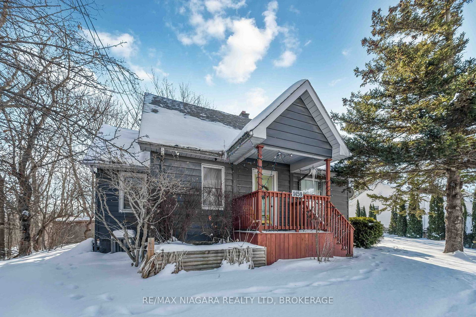 1459 Niagara Stone Road - Photo 2