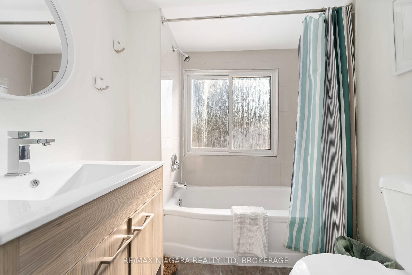 1459 Niagara Stone Road - Photo 31